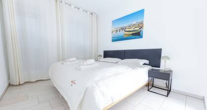 NEU Helle und geräumige Ferienwohnung Allegra im Zentrum von Heinsberg