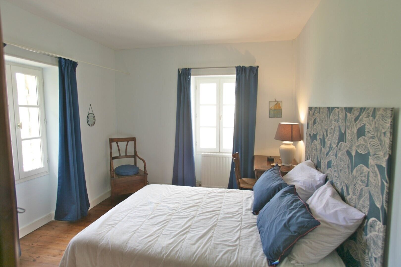 Strykjärn/strykbräda, wi-fi och sängkläder