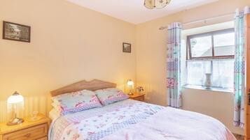 House, 2 Bedrooms, Smoking, Balcony | 3 bedrooms