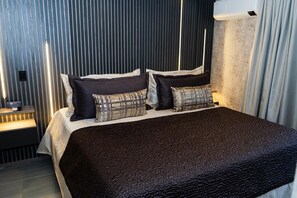 In-room safe, iron/ironing board, free WiFi - Apartments Luxury Prana (Medellín)