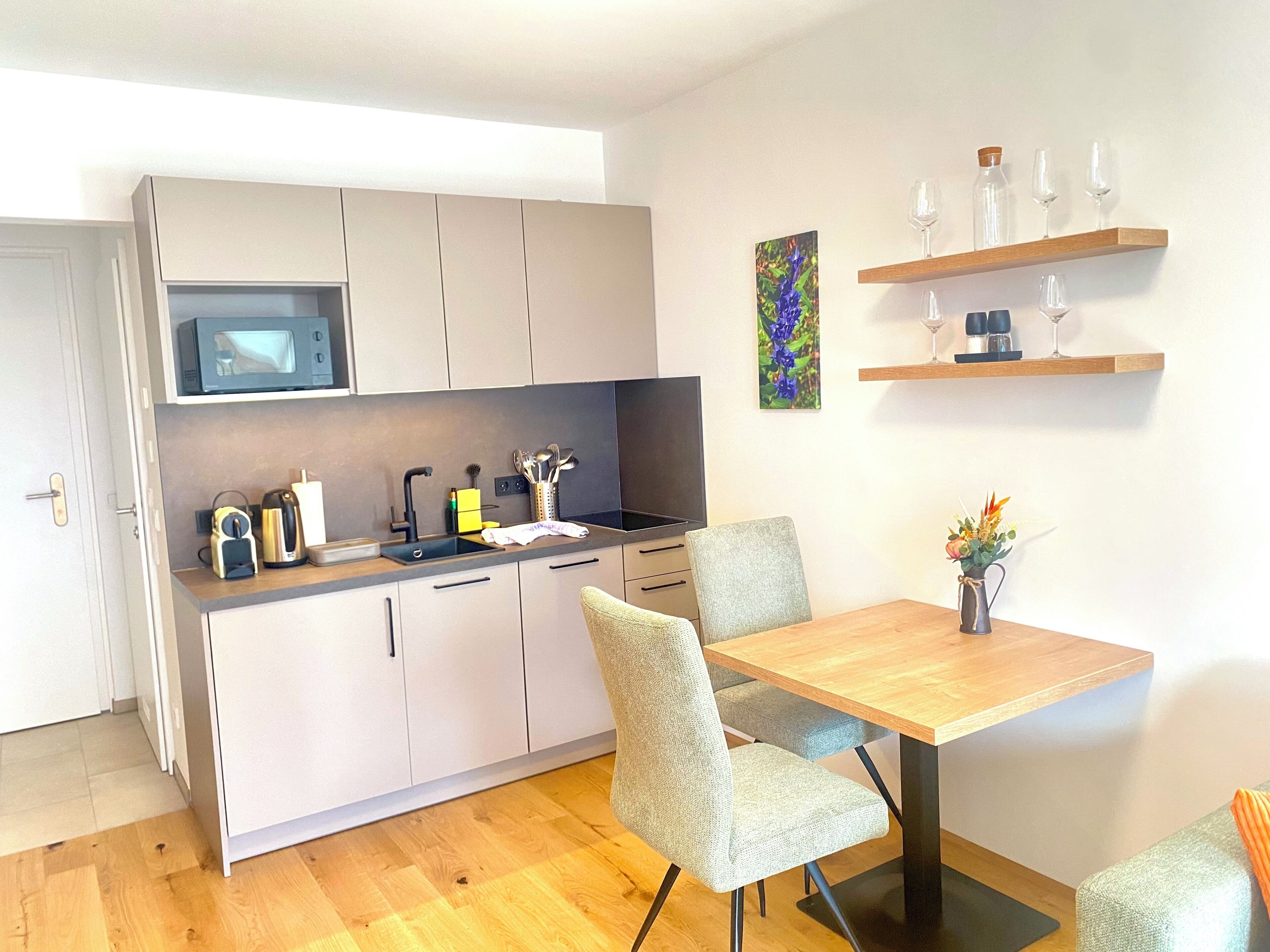 Basic-Apartment | Wohnbereich | Flachbildfernseher, Fußbodenheizung