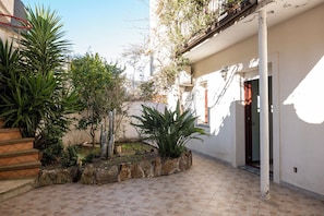 Condo, Balcony | Exterior detail - House Gennauara (Lanusei)