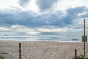 Beach nearby - Sea Why - Hot Tub - Ocean Views - Game Room (Surf City)