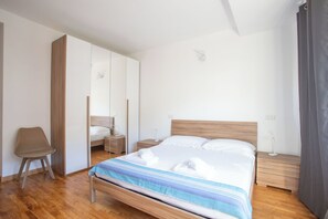 Iron/ironing board, WiFi, bed sheets - Modern facility 50mt from metro line A, two steps from Vatican Museums (Roma)