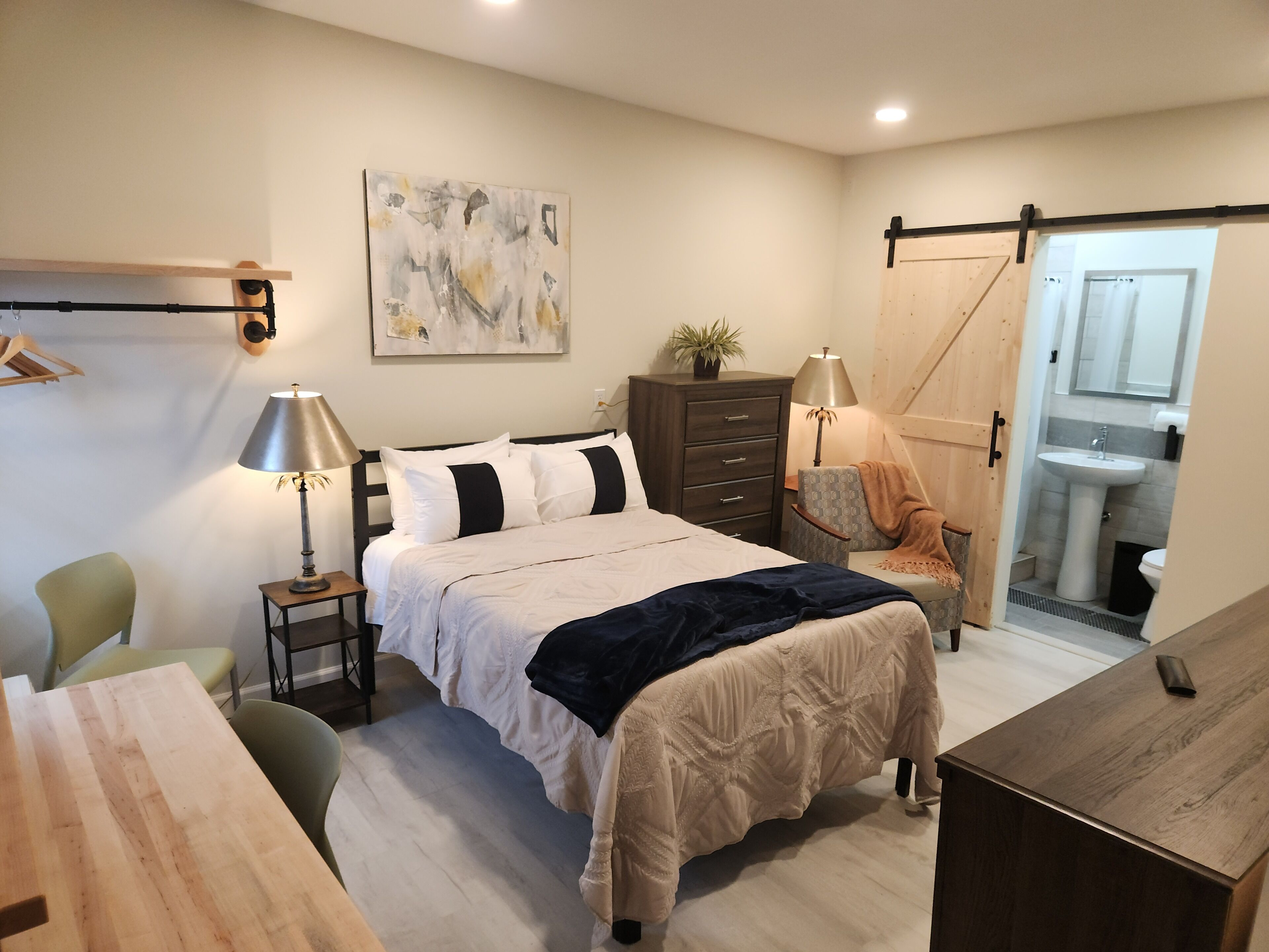 Premium Room | Free WiFi