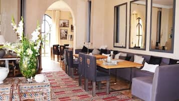 Villa, Balcony, Garden View | Dining