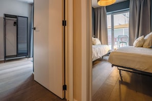 WiFi, bed sheets - Luxury apt with 2 terraces close to the beach (Oostende)