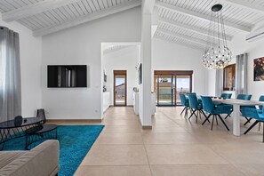 Interior - Villa Hardy with pool and sauna near Poreč. (Frata)