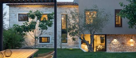 Restauration extérieure