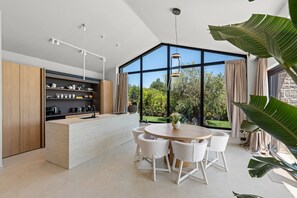 Dining - Villa Flores beautiful modern equiped holiday home with private pool for 6 guests (Frata)