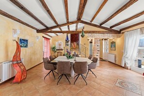 Dining - Villa Karim with private pool and BBQ near Poreč for 6+2 people. Pet friendly. (Jehnici)
