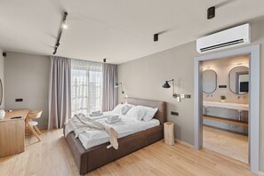 5 chambres, Wi-Fi, draps fournis