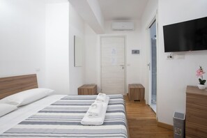 Iron/ironing board, WiFi, bed sheets - Modern facility 50mt from metro line A, two steps from Vatican Museums (Roma)