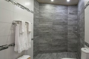 Shower, bidet, towels, soap - Luxury beachfront Villa with Chef, and staff (Fitts Village)