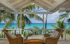 Property grounds - Luxury beachfront Villa with Chef, and staff (Fitts Village)