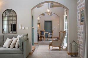 TV - Luxury Villa Nevia for 10 guest's with private pool and sport court's. (Ladici)