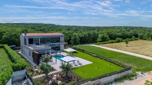 Exterior - Villa Visignano with private pool and jacuzzi for 8 guests (Višnjan)