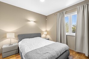 4 habitaciones, wifi y ropa de cama