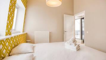 Blackout curtains, iron/ironing board, free WiFi