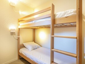 Departamento, 3 habitaciones | Insonorización, cunas gratuitas y ropa de cama 