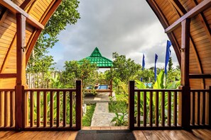 Standard Double Room, Pool View | Property grounds - Sandan Agro Resort (Kintamani)
