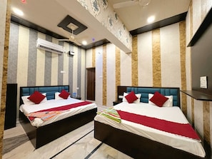 Habitación familiar | Escritorio, espacio para trabajar con un portátil, wifi gratis