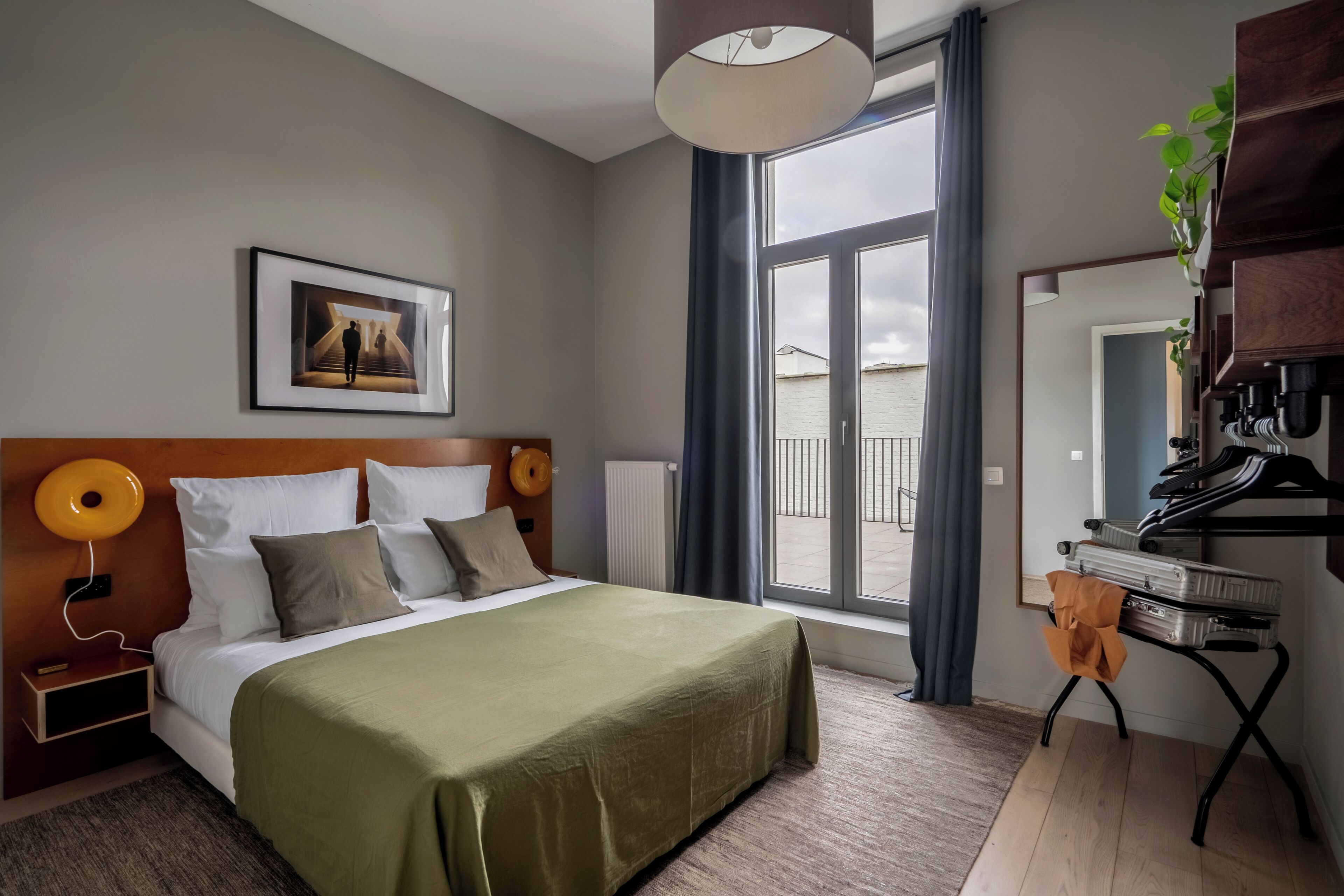 Superior Apartment | Laptop workspace, blackout curtains, iron/ironing board, free WiFi