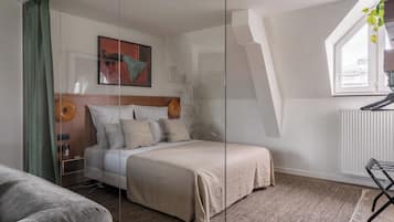 Deluxe Apartment, City View