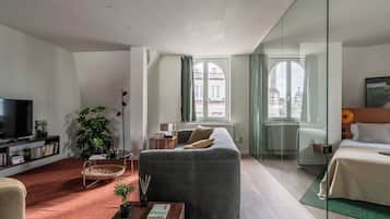 Superior Apartment, City View | Living area