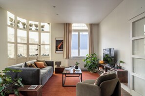 Superior Apartment, City View | Living area - A Place - Meir 41 (Antwerp)