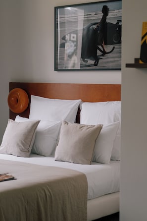 Superior Apartment, City View | Laptop workspace, free WiFi