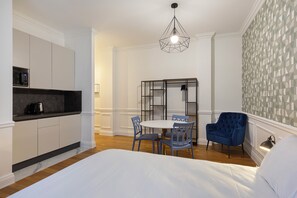 1 Schlafzimmer, Reisekinderbett, WLAN, Bettwäsche