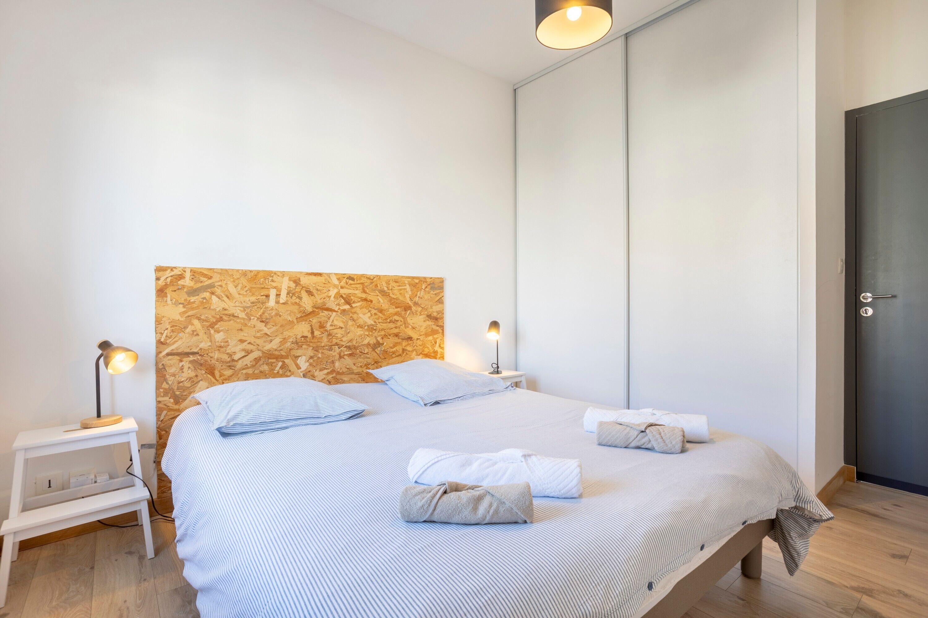 Bügeleisen/Bügelbrett, WLAN