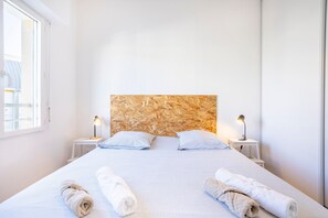 Bügeleisen/Bügelbrett, WLAN