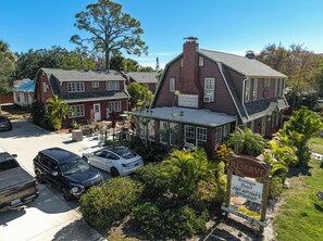 Exterior - THE RESERVE RETREAT (Sarasota)