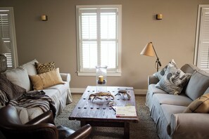 Älytelevisio, kirjoja