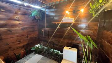 Dusche, Handtücher, Seife, Toilettenpapier