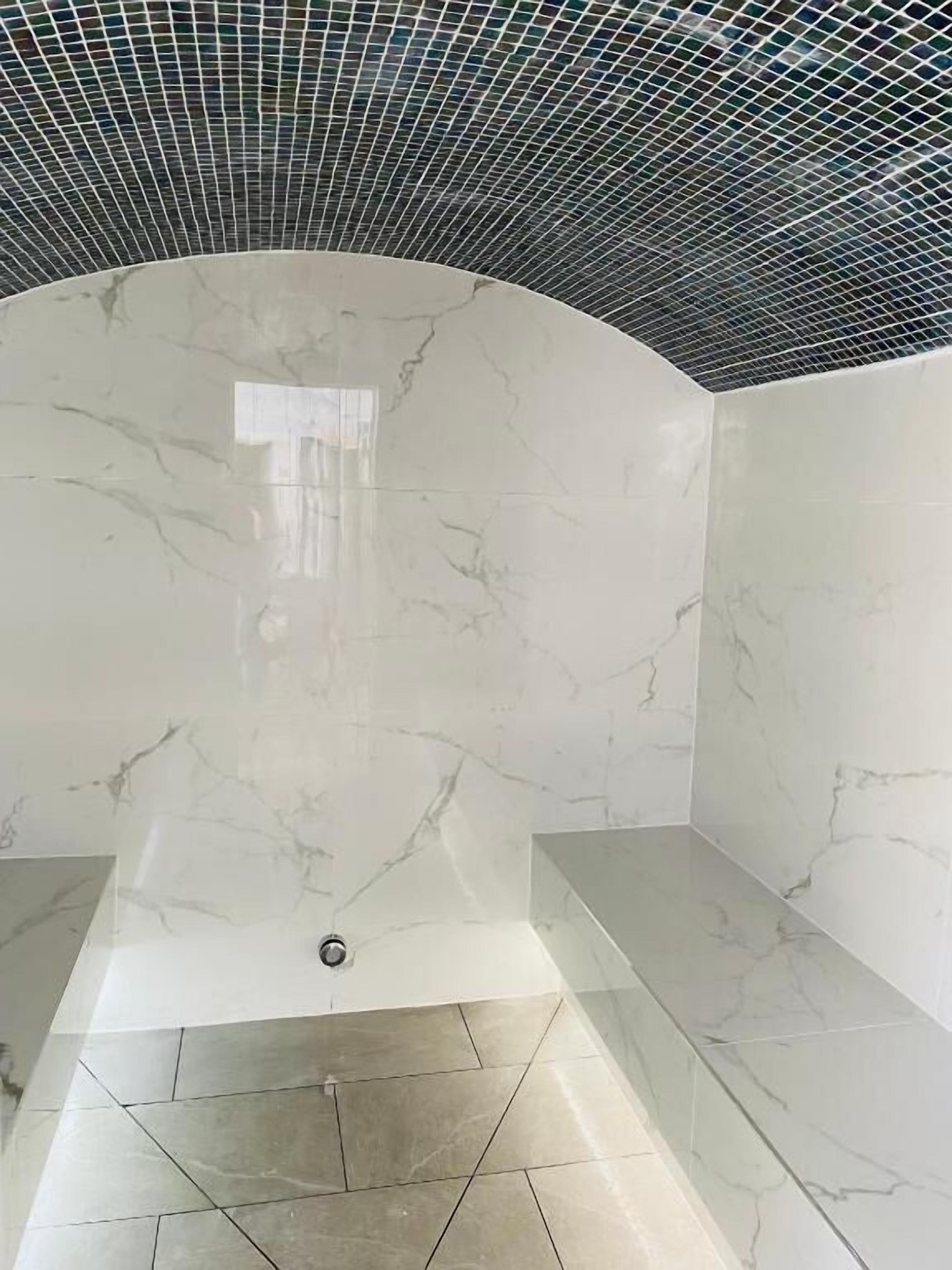 Sauna, bañera de hidromasaje, baño turco, tratamientos corporales 