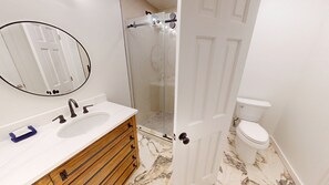 Shower, towels - NEW! Summit 308B - Brigham Three Bedroom Condo (Snowshoe)