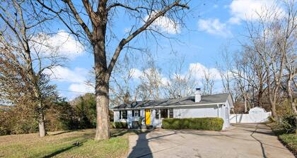 The Yellow Door Home for 8