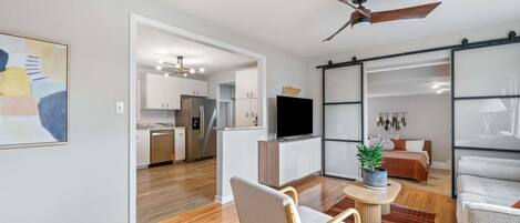 ハウス ベッド (複数台) パティオ ガーデンビュー (The Yellow Door) | 内装