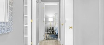 Walking distance to local eateries, watering holes, beaches, grocery & shopping!