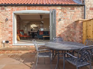 Interior - Stable End Cottage (York)