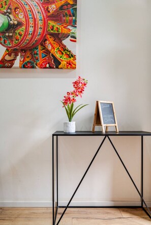 Suite Luxe, 1 lit double et 1 canapé-lit, salle de bains privée, vue ville | Intérieur