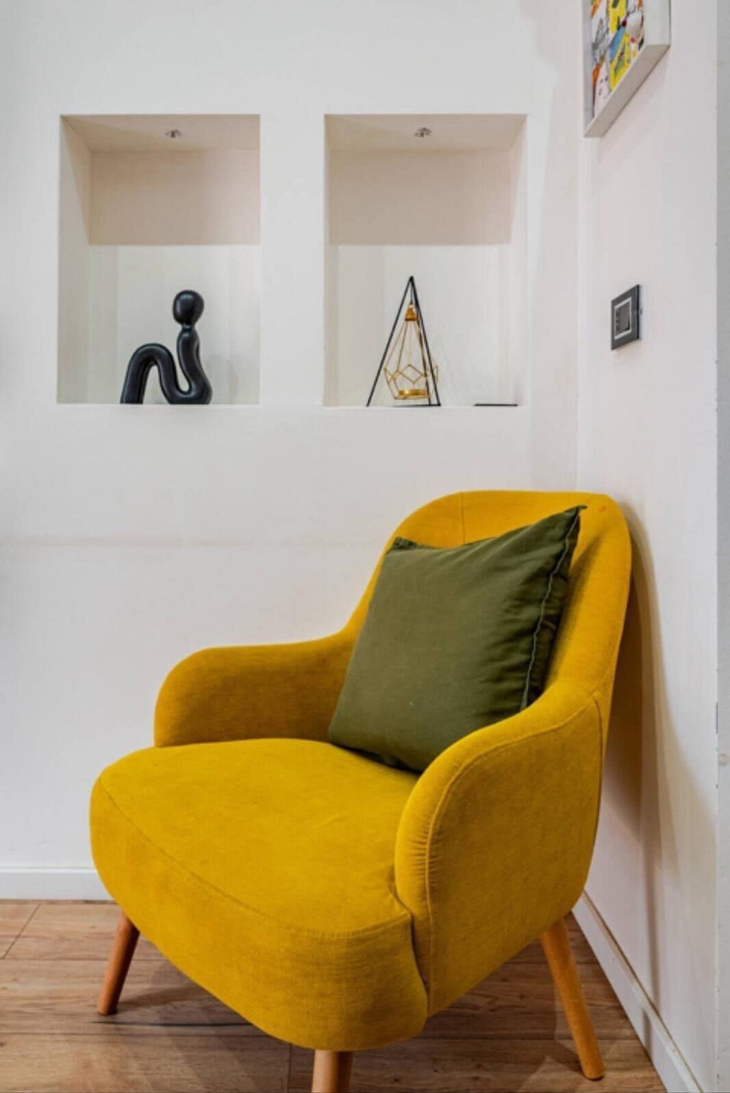 Luxury Suite, 1 Double Bed with Sofa bed, Private Bathroom, City View | Interior