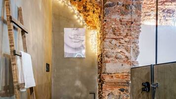 Free toiletries, hair dryer, towels, soap