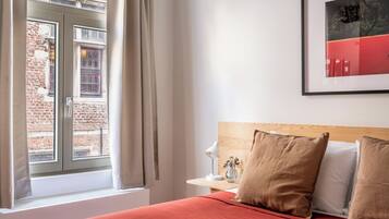 Huis | Verduisterende gordijnen, een strijkplank/strijkijzer, gratis wifi