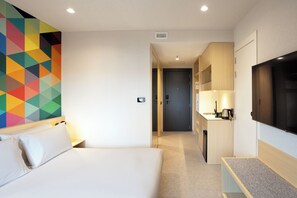 Chambre Double Standard | Coffres-forts dans les chambres, bureau