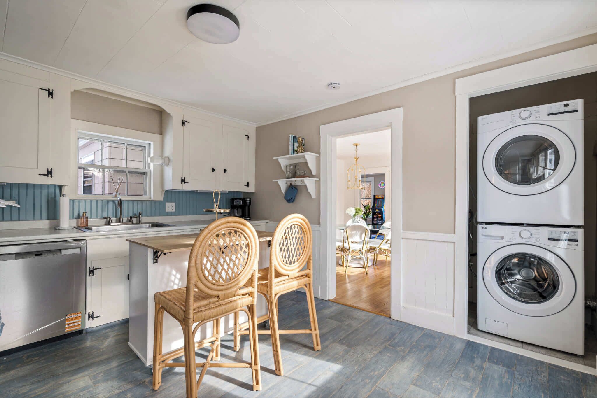 Nhà, nhiều giường, lò sưởi, quang cảnh vườn (The Curator's Retreat) | Nội thất