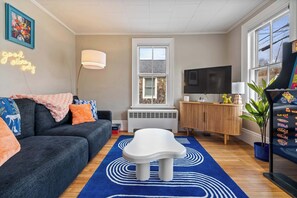 Living area - The Curator's Retreat For 8 (Kennebunk)